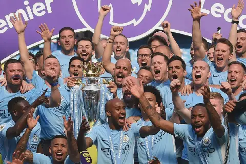 Manchester City is skuldig bevind aan almal behalwe een van die 115 Premierliga-aanklagte wat hulle in die gesig staar weens die oortreding van finansiële regulasies.