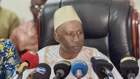 Guinean Politician Alhousseine Makanera Pays Tribute to Late Sidya Touré