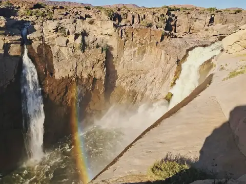 Die skouspelagtige Augrabies-watervalle.