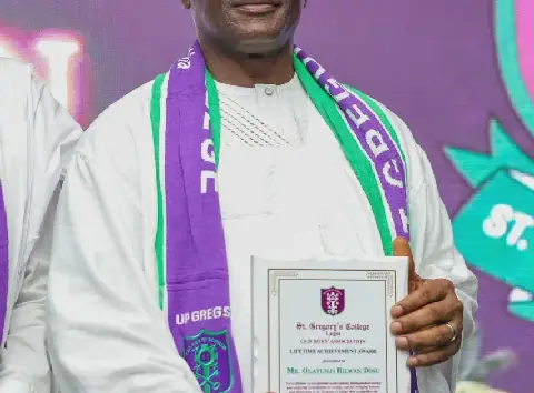 Lagos school alumni honours IG with lifetime achievement award