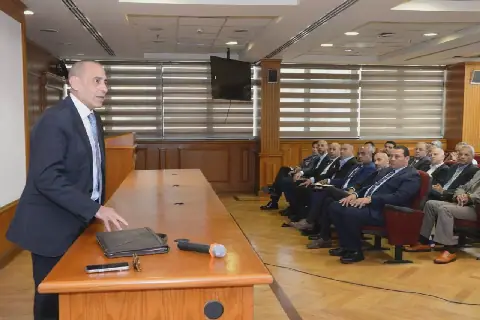 L’Autorité de l’aviation civile examine le développement de programmes de promotion des pilotes au grade de « commandant de bord »