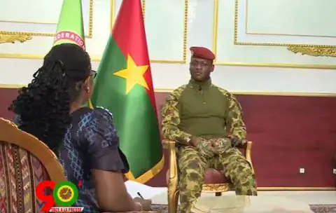 Acquisition d’équipements armés : « ça ne se limite pas au terrorisme, on se prépare à de grandes guerres », déclare capitaine Ibrahim Traoré