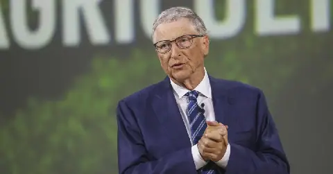 Bill Gates Calls for Regulatory Oversight of Artificial Intelligence