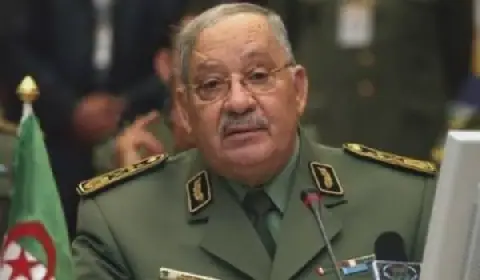 Algerian Army Reaffirms Support for People's Legitimate Demands