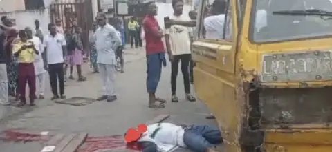 Passenger Dies After Lagos Bus Crashes Into Median at Ojuelegba