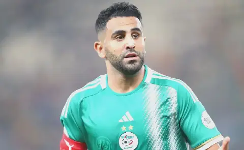 Algerian Football Star Riyad Mahrez Regains Fitness, Awaits Future Decision