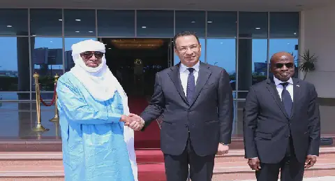وزير الاتصالات يبحث مع نظيره المالى تعزيز التعاون بين البلدين فى مجالات التحول الرقمى