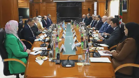 Algerian Minister Discusses Oil Market Developments with OPEC Secretary General
