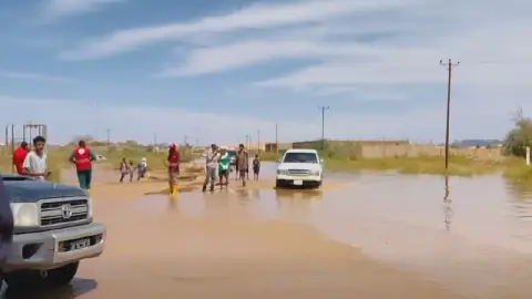 Floods Hit Libya's Ghat, Displacing Residents and Disrupting Infrastructure