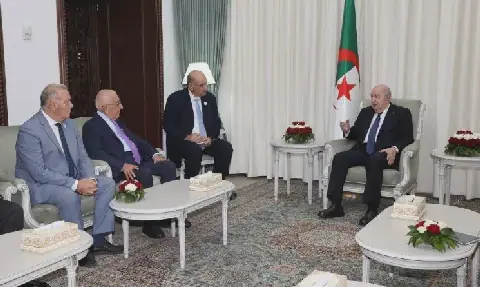 Algerian President Receives Greek Parliament President