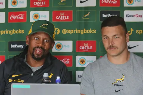 André Esterhuizen en Mzwandile Stick tydens gister se nuuskonferensie. Foto: Gallo Images