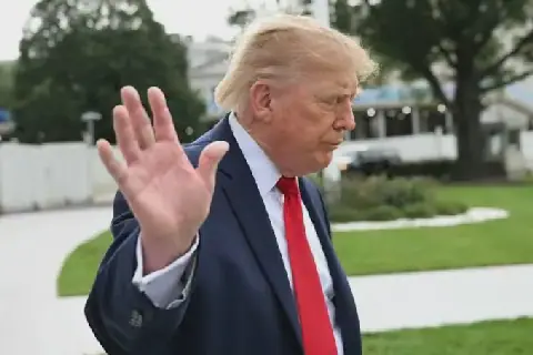 Trump Rejects Iran’s Proposal to Reopen Strait of Hormuz