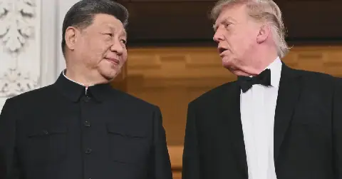 Trump Offers to Sell China US Weapons, Complicates Taiwan Relations
