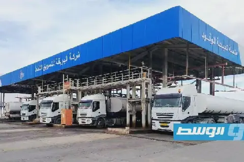 «البريقة»: وصول إمدادات الوقود إلى مستودع سبها النفطي