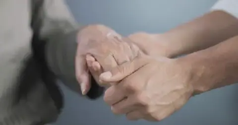 Tunisia's Health Ministry Issues Recommendations for Elderly Care on World Seniors' Day
