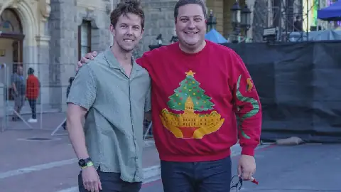 Capetonians Invited to Design Mayor's Christmas Jumper for Festive Lights Switch-On