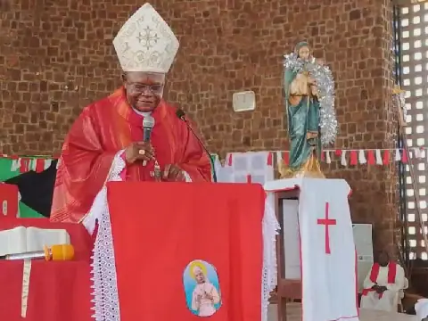 RDC : le cardinal Ambongo dénonce le « désordre au nom de Jésus et de Dieu » dans certaines églises de réveil