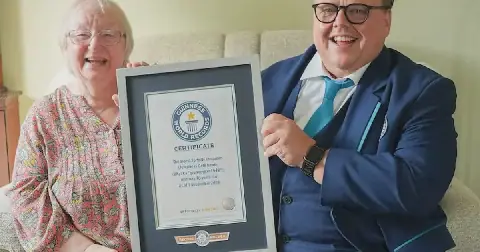 Cath Bowie becomes the world’s oldest female Fortnite streamer at 78, earning a Guinness World Record for her gaming passion