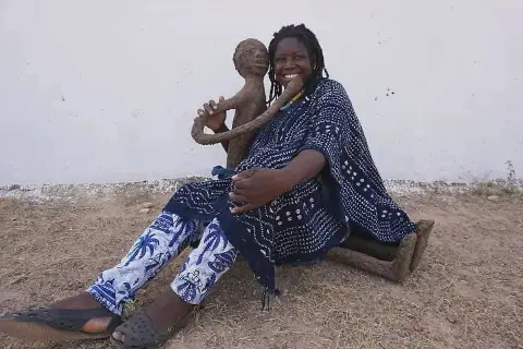 Talato Agnès Tebda : Elle sculpte la femme, la résilience et la mémoire