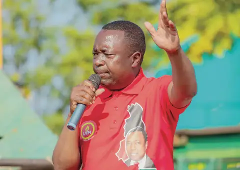 Kabambe Urges President Mutharika to Address Malawians on Corruption and Economic Challenges