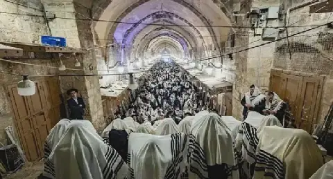 محافظة القدس تحذر من استغلال الأعياد اليهودية لاستباحة الأقصى