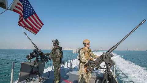 Un missile iranien blesse huit Marines américains dans le détroit d'Ormuz