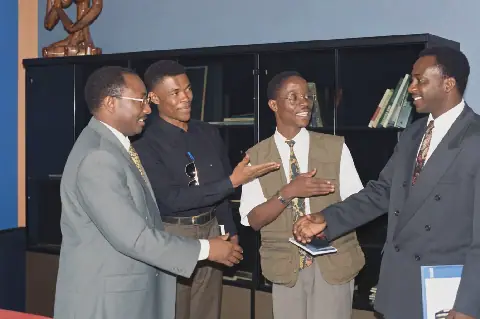 Guinean Politician Sidya Touré Passes Away in Paris