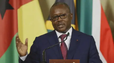 Former Guinean President Umaro Sissoco Embaló Announces Candidacy for December Presidential Election