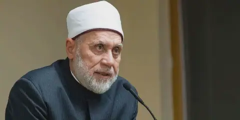 Azhar Professor Explains Difference Between Divine Knowledge and Traditional Learning