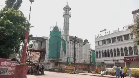 Indian Muslims Protest Demolition of 636-Year-Old Mosque