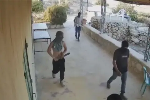 Israeli Settlers Launch Attacks on Palestinians in Ramallah