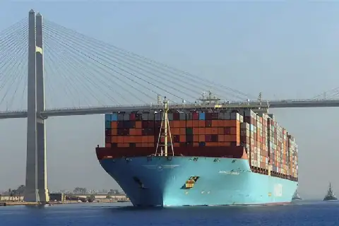 Maersk and Hapag-Lloyd to Resume Asia-Mediterranean Route via Suez Canal