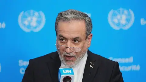 Iran Awaits US Response on Strait of Hormuz Proposal