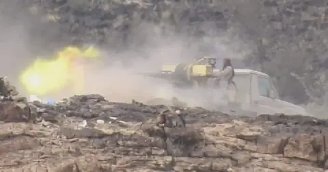 Yemen's Defense Council Warns of Houthi Use of Iranian Weapons