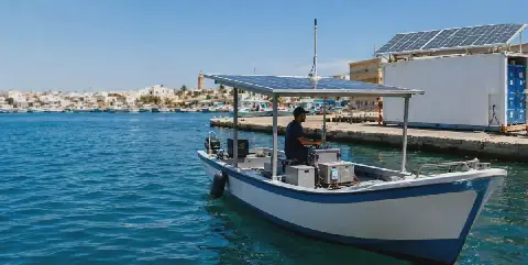 Tunisia Tests Solar-Powered Electric Motors for Coastal Fishing