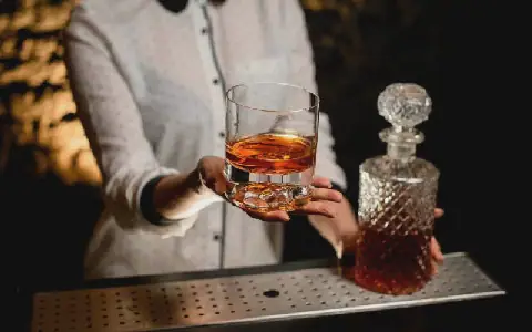 Murang'a Bar Owners Urge Government to Target Illicit Liquor Sources