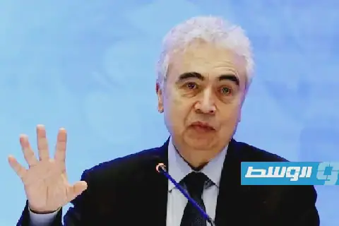 دول وكالة الطاقة الدولية قد تناقش السحب من الاحتياطي النفطي