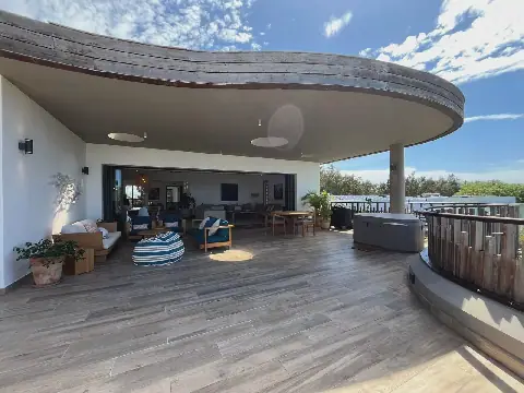 Spacious Penthouse for Rent in Cap Malheureux, Mauritius