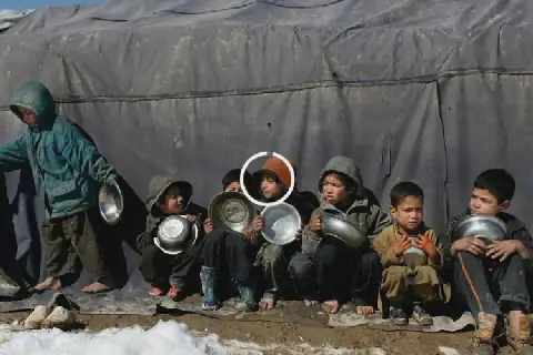 HCR Warns 8.3 Million Refugees and Displaced Persons May Lose Aid