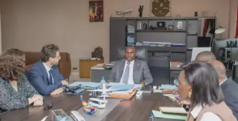 Gabon/Transports : Air France présente au ministre les avancées sur la ligne Libreville–Paris