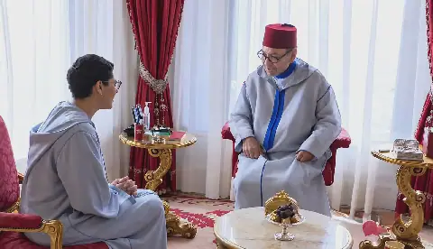 الملك محمد السادس يعيّن فاطمة الزهراء المنصوري رئيسة للحكومة ويكلّفها بتشكيلها