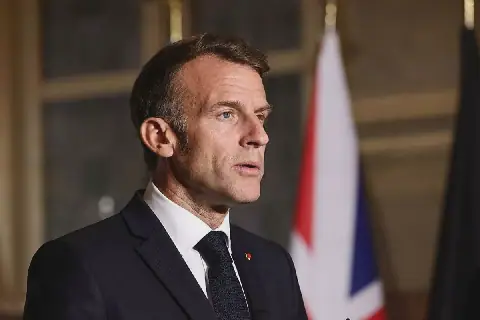 Macron Condemns Russian Attack on Ukraine's National Academy of Sciences