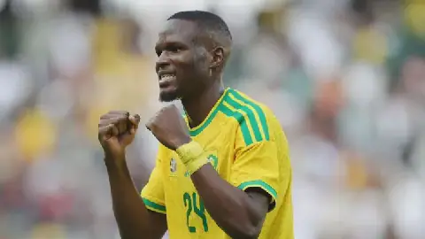Bafana's Olwethu Makhanya a 'Rolls-Royce defender', says former Scotland international