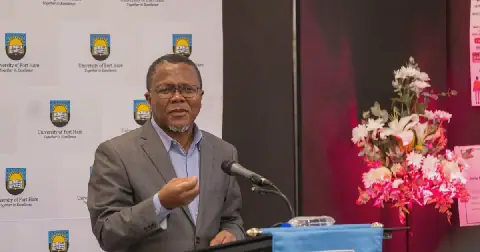 University of Fort Hare Vice-Chancellor Professor Sakhela Buhlungu praised staff and students for their resilience as the institution’s recovery plan gains momentum.
