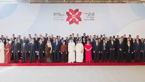 Algeria Seeks to Boost Cooperation with International Financial Institutions