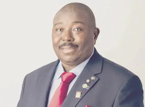 Oyo 2027: Alli promises autonomy for LGs, 30 pupils per class