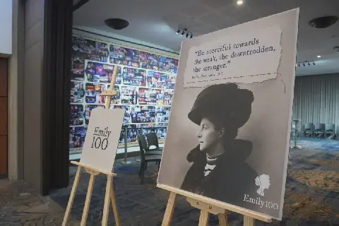 Hobhouse se historiese begrafnis herleef ná 100 jaar