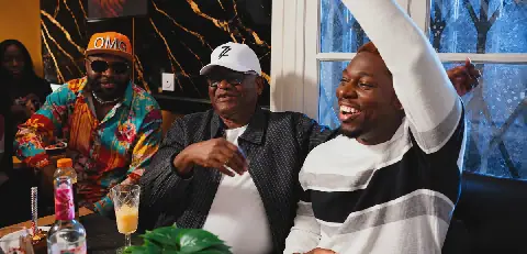 Tiakola s’unit à Zaïko Langa Langa pour faire dialoguer deux générations de la musique congolaise