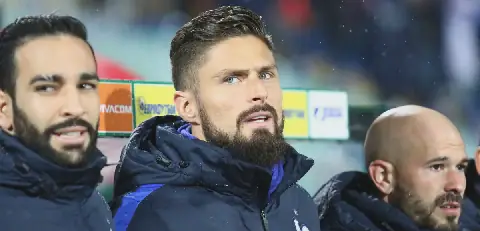 Clap de fin pour Olivier Giroud : l'attaquant français annonce la fin de sa carrière à la fin de la saison