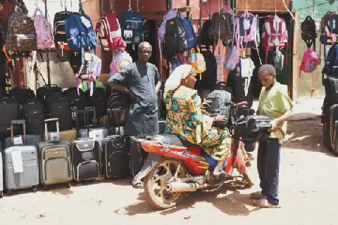 Mali's Back-to-School Rush Hits Financial Roadblock
